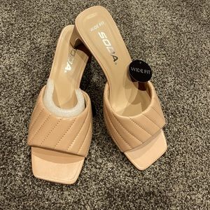 Soda 9W Nude heels